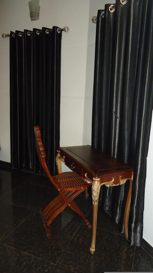 Midway Hotel & Restaurant Sadiqabad Экстерьер фото